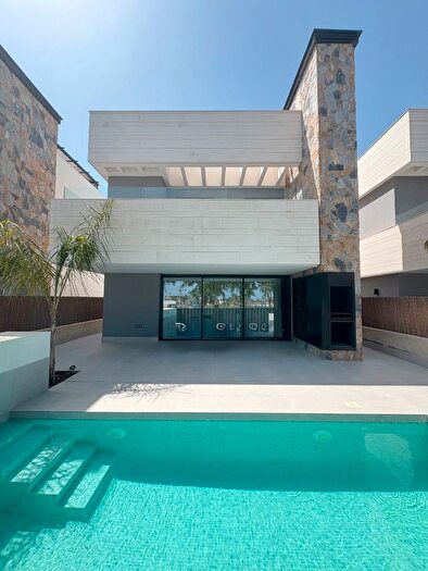Casas en venta y pisos alquiler - 1