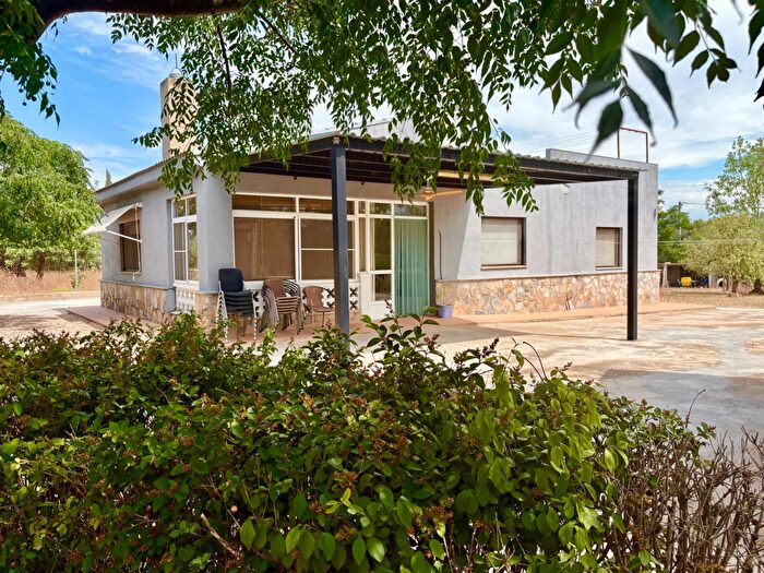 Casa en venta en Jesús Els Reguers, Tortosa de 4 habitaciones