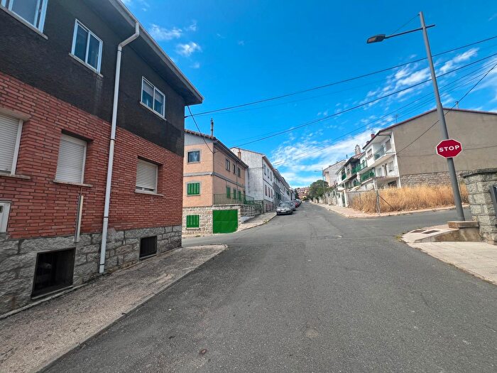 Casas en venta y pisos alquiler - 2