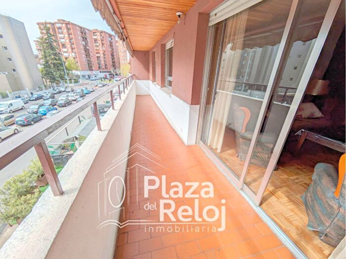 Casas en venta y pisos alquiler - 2