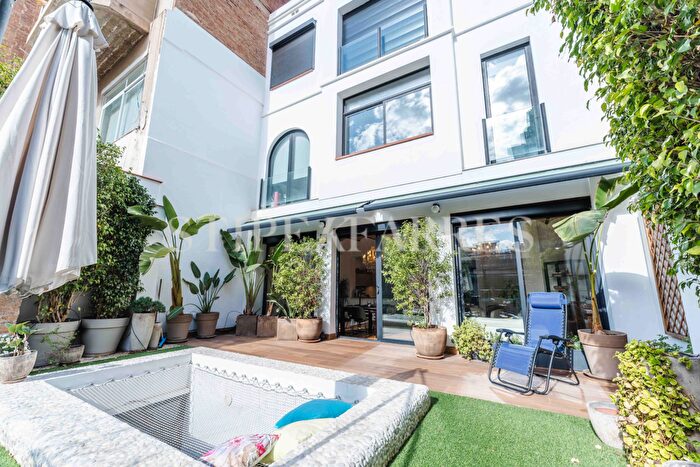 Casas en venta y pisos alquiler - 3
