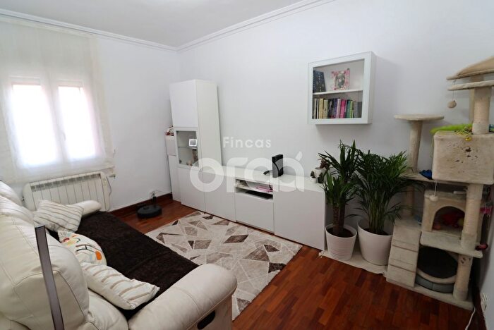 Casas en venta y pisos alquiler - 2