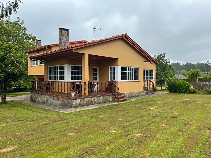 Casa en venta en Sada A Coruña, A Coruña de 4 habitaciones
