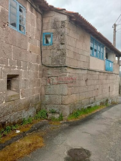 Casa en venta en O Pereiro de Aguiar, Ourense