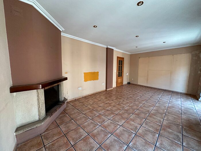 Casas en venta y pisos alquiler - 2