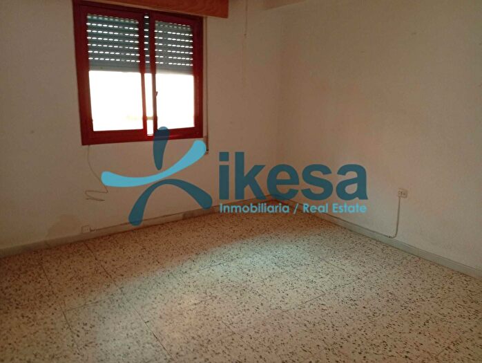 Casas en venta y pisos alquiler - 2