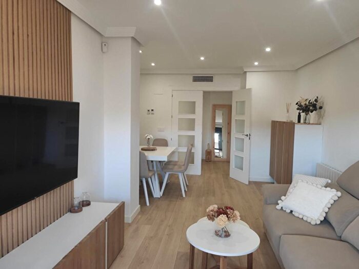 Piso en venta en Chana, Angustias Chana Encina de 4 habitaciones