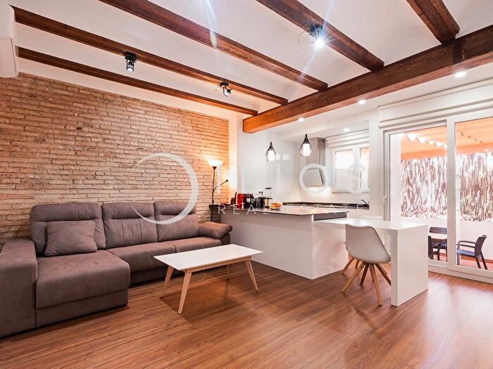 Casas en venta y pisos alquiler - 1