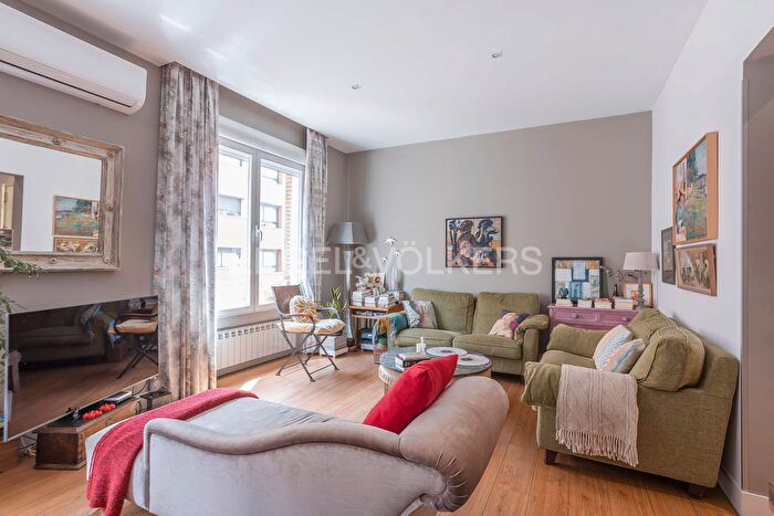 Piso en venta en Retiro, Ibiza de Madrid de 3 habitaciones