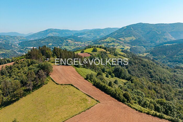 Casas en venta y pisos alquiler - 2