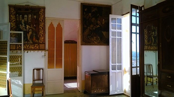 Casas en venta y pisos alquiler - 2