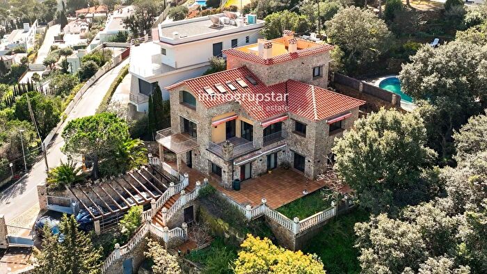 Casa en venta en Sa Riera Sa Fontansa, Begur de 6 habitaciones
