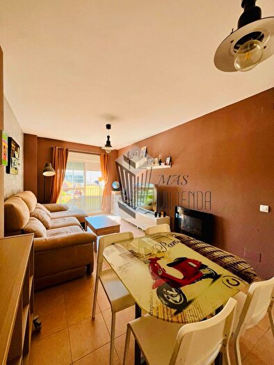 Piso en venta en Huerta Fava Santiago, La Línea de la Concepción de 3 habitaciones