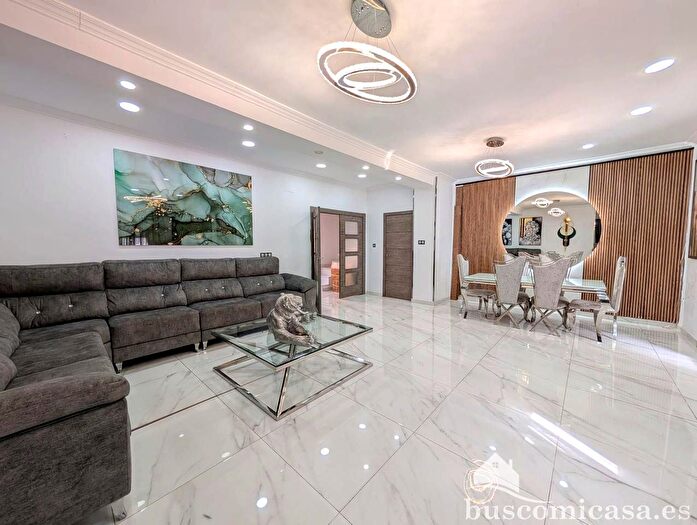 Casas en venta y pisos alquiler - 1