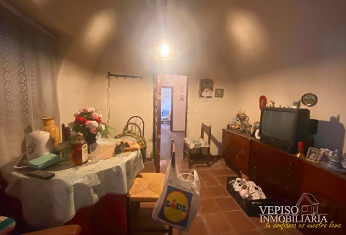 Casas en venta y pisos alquiler - 2