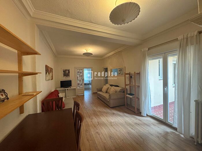 Piso en alquiler en Chamberí, Vallehermoso de 4 habitaciones