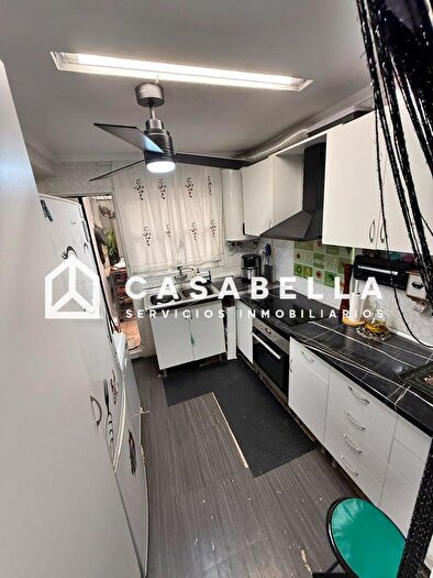 Casas en venta y pisos alquiler - 1
