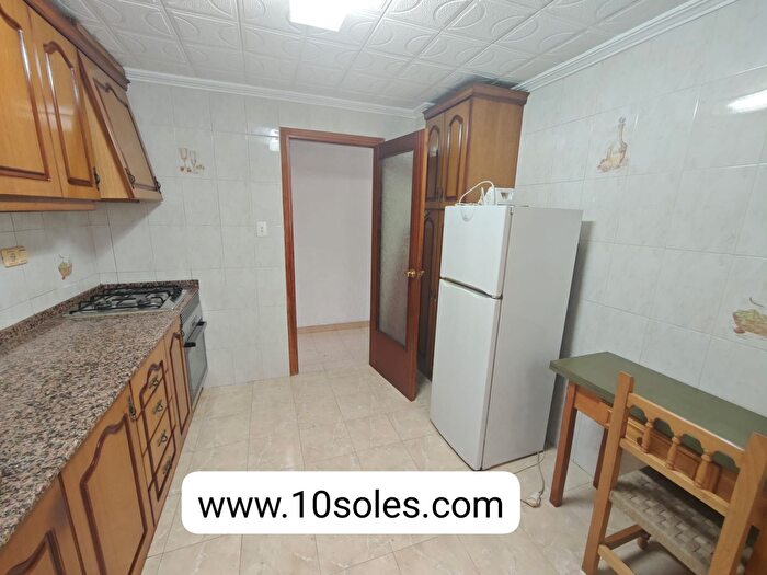 Casas en venta y pisos alquiler - 2