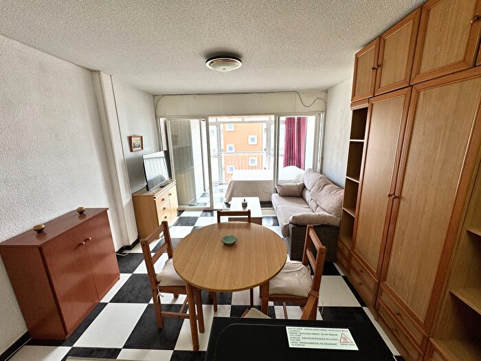 Piso en venta en Playa Levante, Benidorm de 1 habitacion