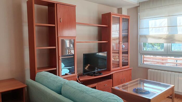 Casas en venta y pisos alquiler - 3