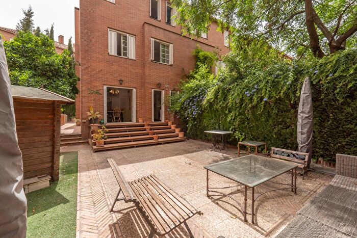 Casas en venta y pisos alquiler - 2