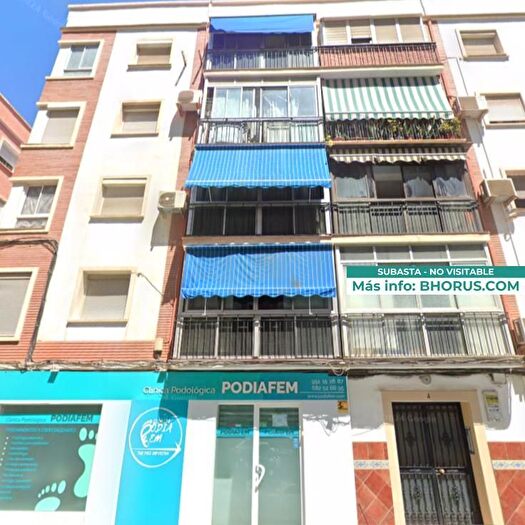Piso en venta en Cruz de Humilladero, La Unión Cruz de Humilladero Los Tilos de 3 habitaciones