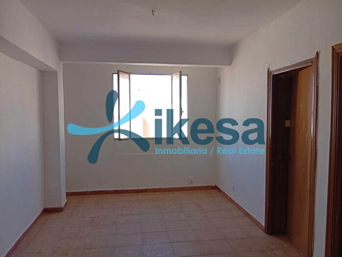 Casas en venta y pisos alquiler - 2