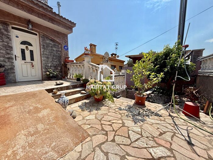 Casa en venta en Terrabrava Tordera Parc, Tordera de 5 habitaciones