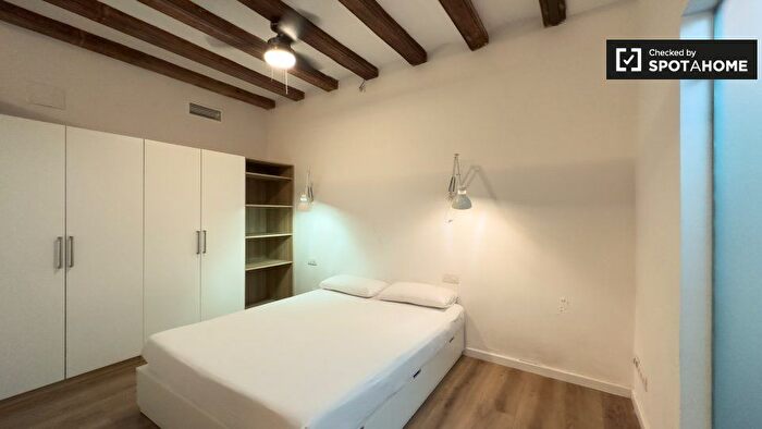 Piso en alquiler en Ciutat Vella, El Raval de 2 habitaciones