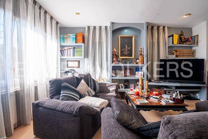 Casa en venta en Cataluña, Lleida de 5 habitaciones