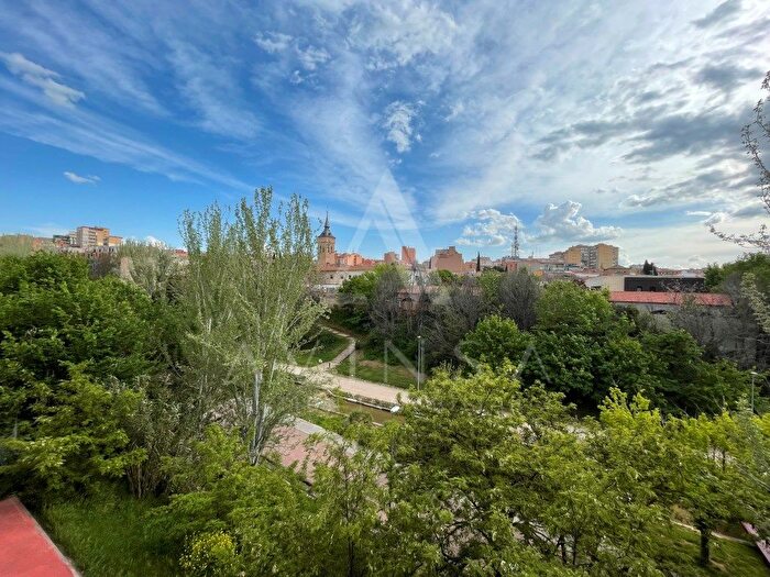 Piso en venta en Aguas Vivas, Guadalajara Capital de 2 habitaciones