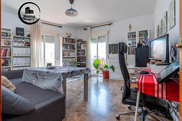Piso en venta en Cúllar Vega, Granada de 2 habitaciones