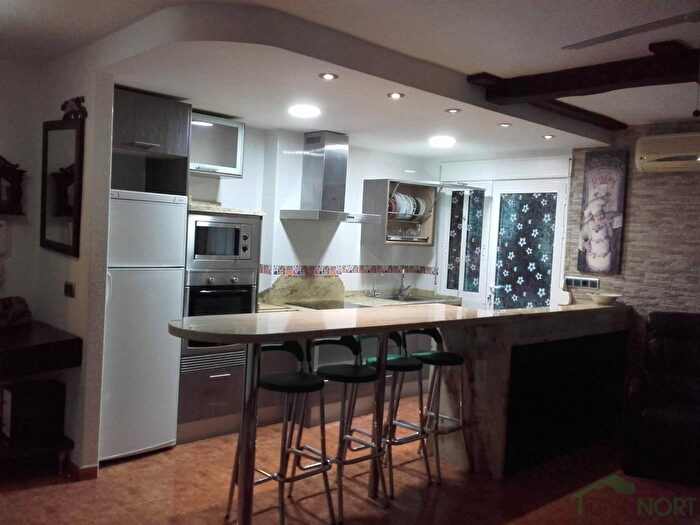 Casas en venta y pisos alquiler - 2