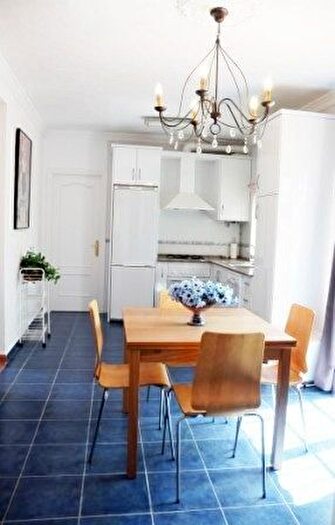 Casas en venta y pisos alquiler - 2