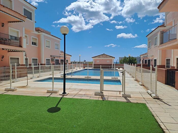 Piso en venta en Andalucía, Cádiz de 2 habitaciones