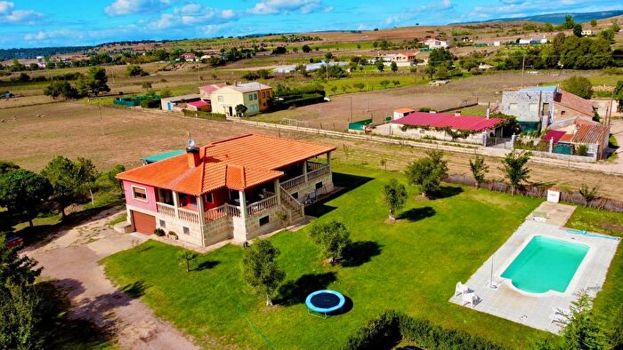 Casas en venta y pisos alquiler - 1