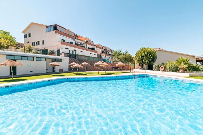 Piso en venta en Jun, Granada de 3 habitaciones