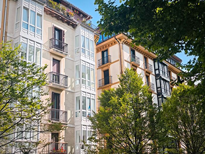 Piso en venta en Parte Vieja, Donostia San Sebastián de 3 habitaciones