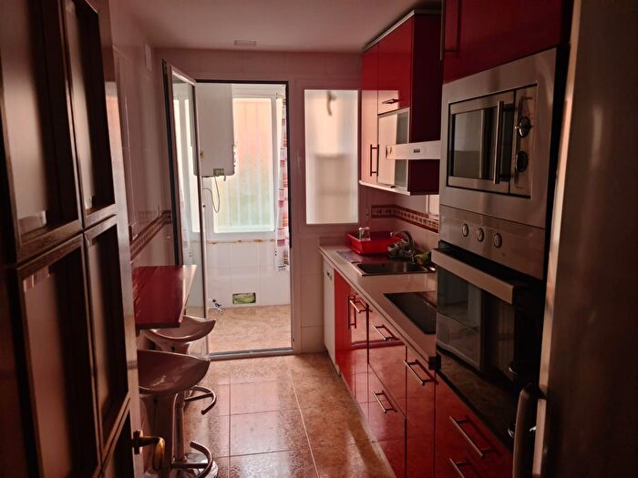Casas en venta y pisos alquiler - 2