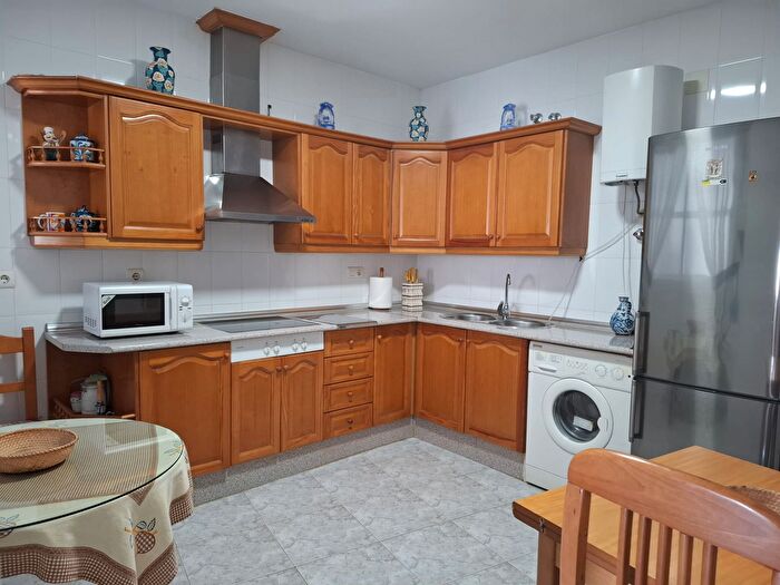 Casas en venta y pisos alquiler - 2