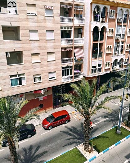 Casas en venta y pisos alquiler - 2