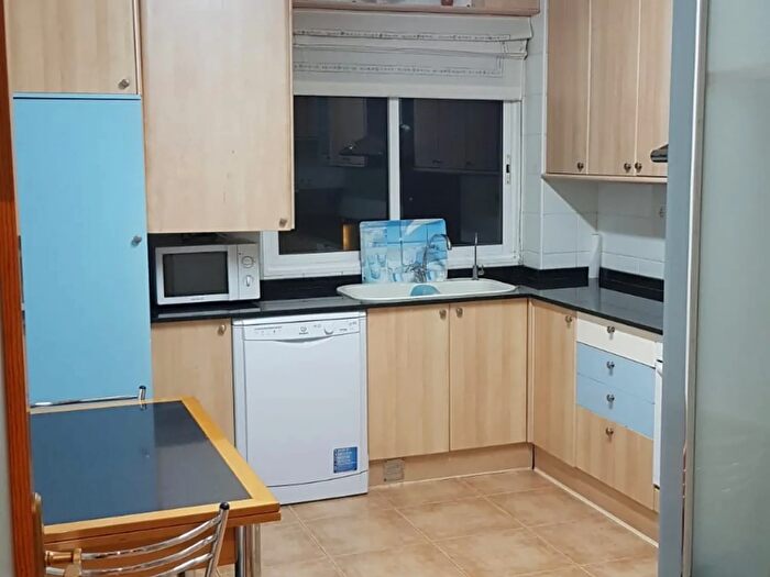 Casas en venta y pisos alquiler - 2
