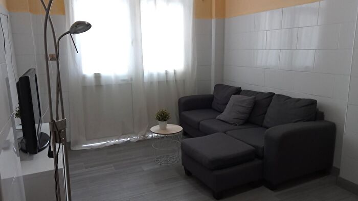 Piso en venta en Cruz de Humilladero, La Unión Cruz de Humilladero Los Tilos de 1 habitacion
