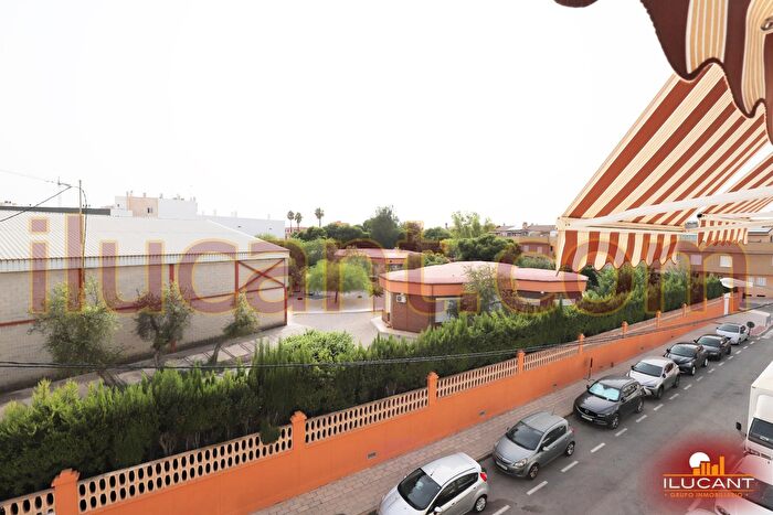 Piso en venta en Rabasa Los Ángeles San Agustín, San Agustín de 3 habitaciones