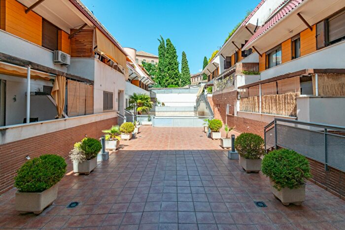 Casas en venta y pisos alquiler - 3