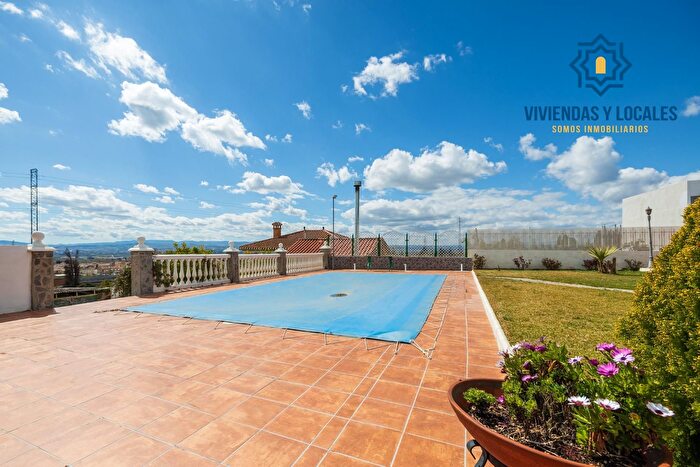 Casas en venta y pisos alquiler - 3