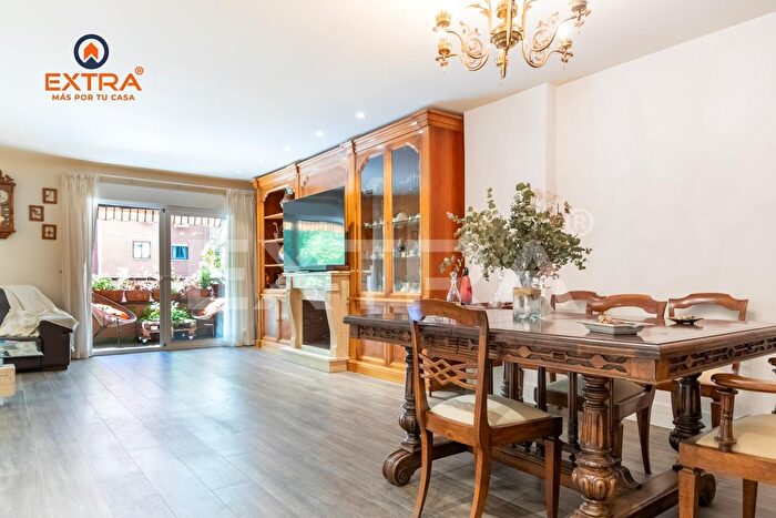 Casas en venta y pisos alquiler - 3
