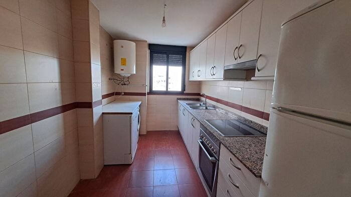 Casas en venta y pisos alquiler - 2