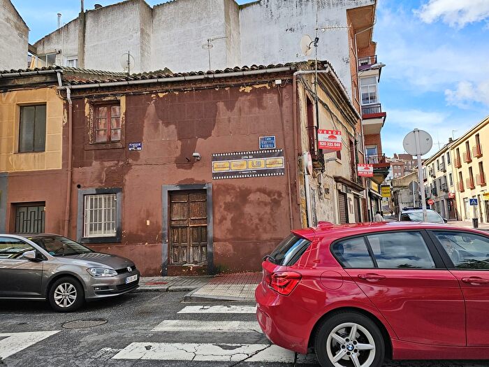 Casas en venta y pisos alquiler - 2