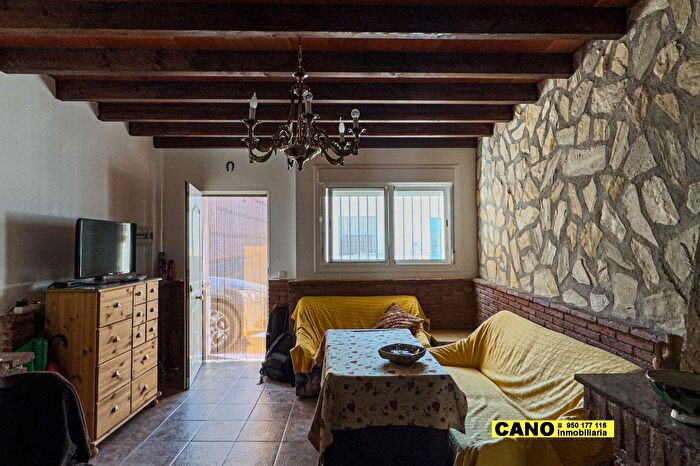Piso en venta en Lucainena de las Torres, Almería de 4 habitaciones